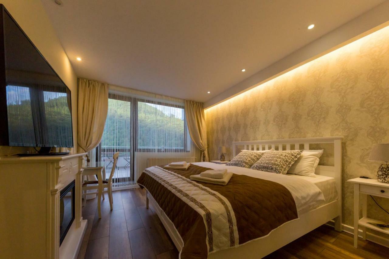 Apartament Carol Sinaia Esterno foto